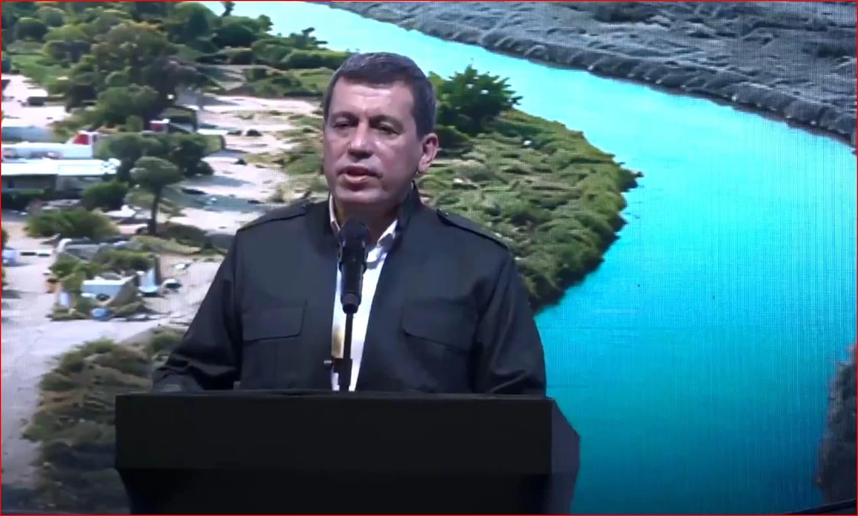 Mezlûm Ebdî: Divê di Sûriyeya nû de zarok bi zimanê xwe bixwînin