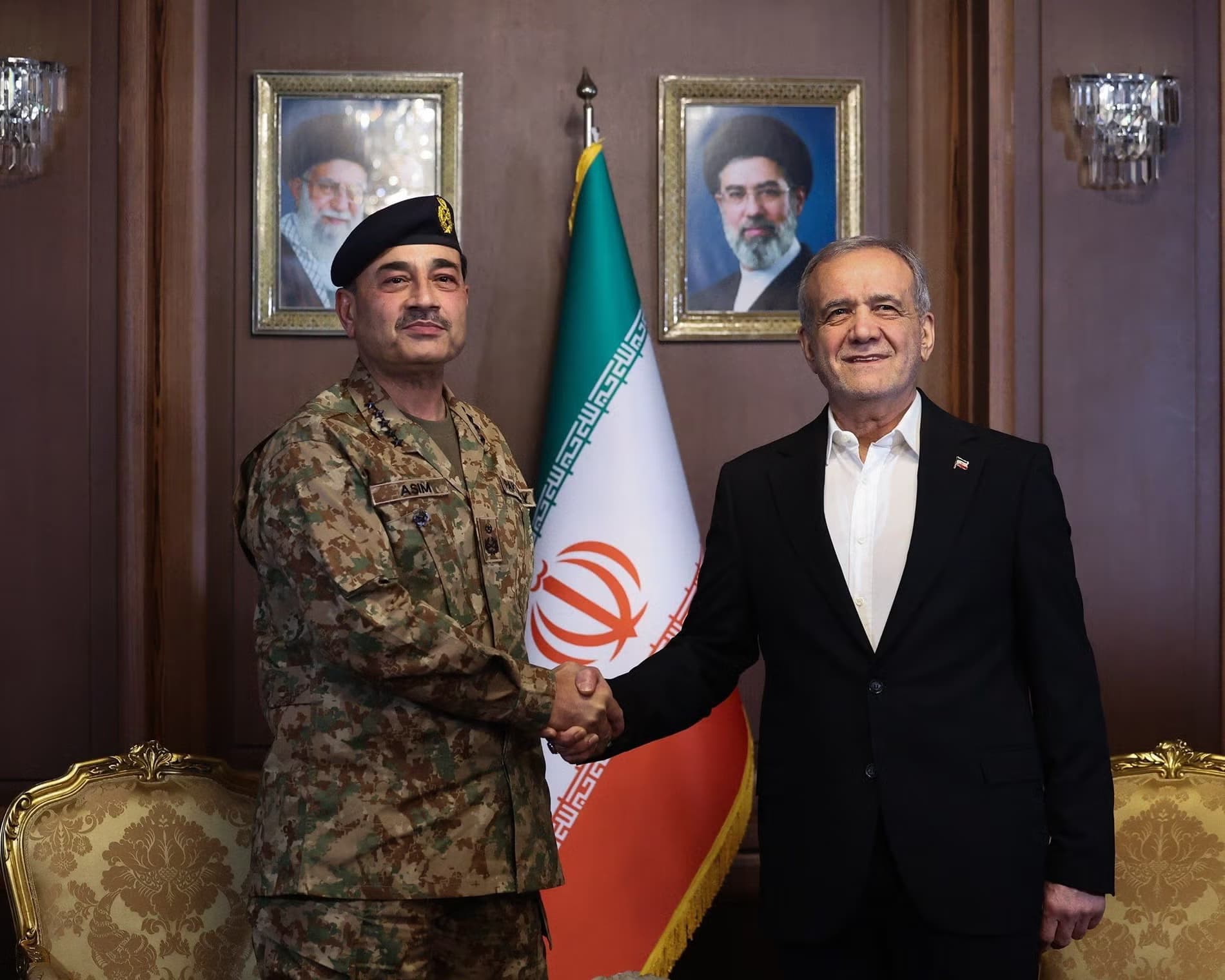 Iran says Pakistan’s army chief to visit Tehran Monday
