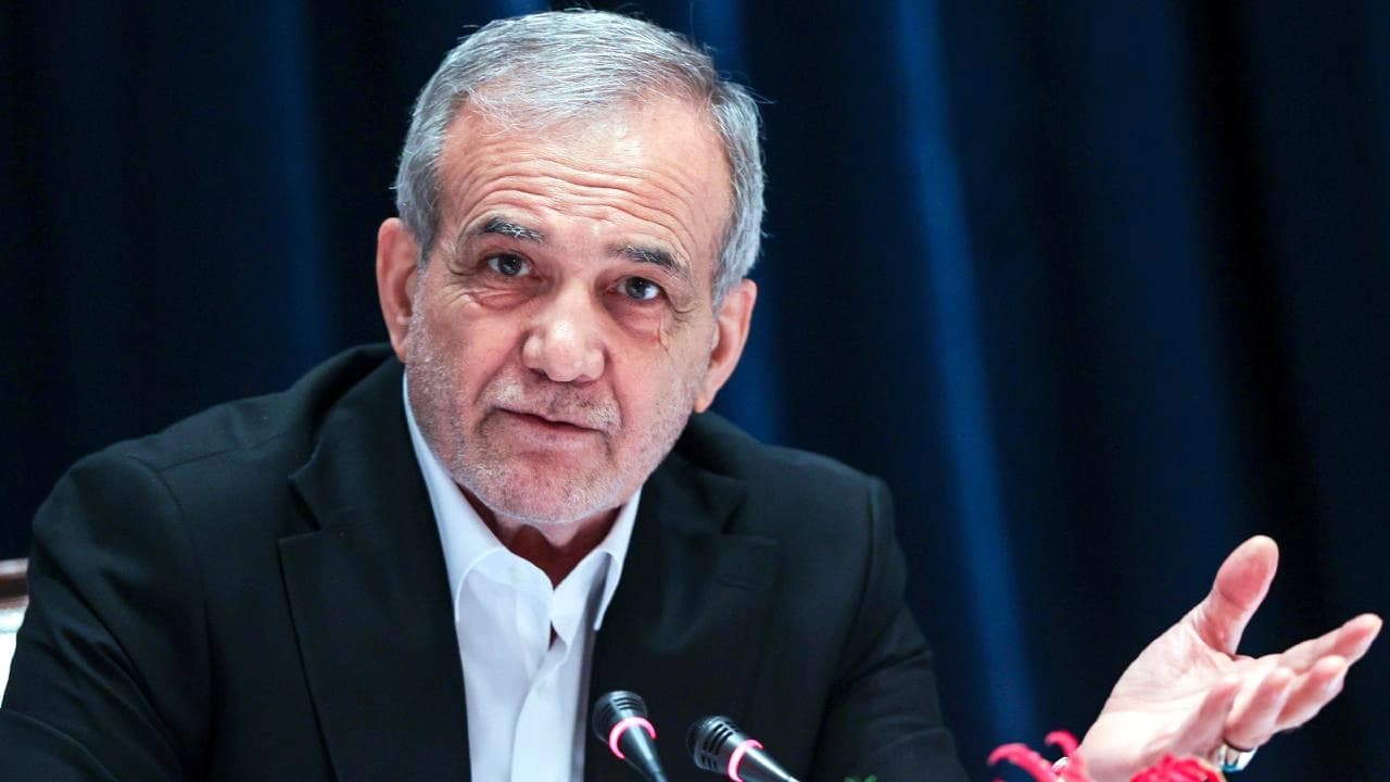 İran Cumhurbaşkanı Pezeşkiyan: Ekonomik savaşın en ağır koşullarından geçiyoruz