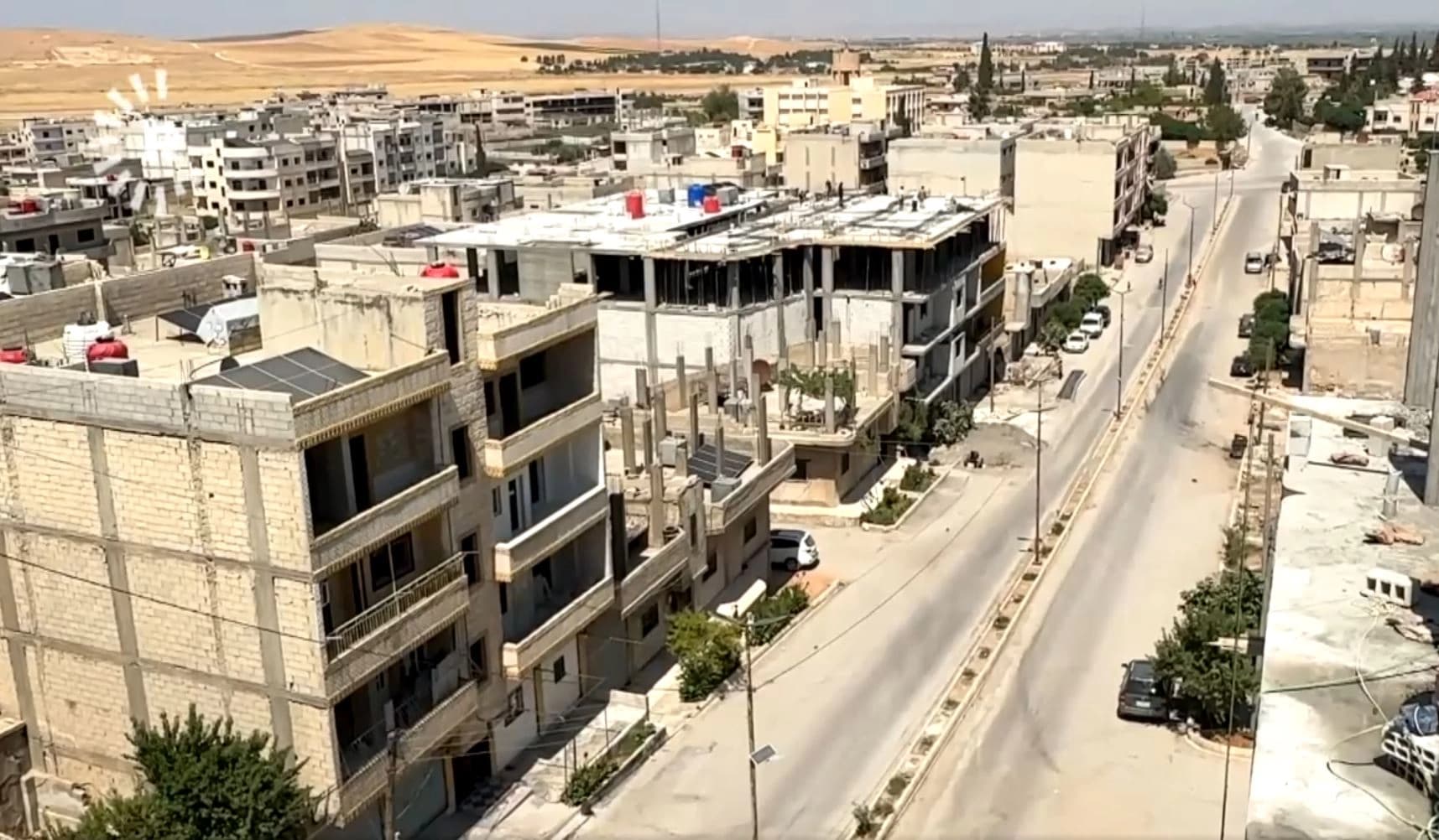 Kobani’de elektrik krizi: Halk 45 derece sıcakta çaresiz