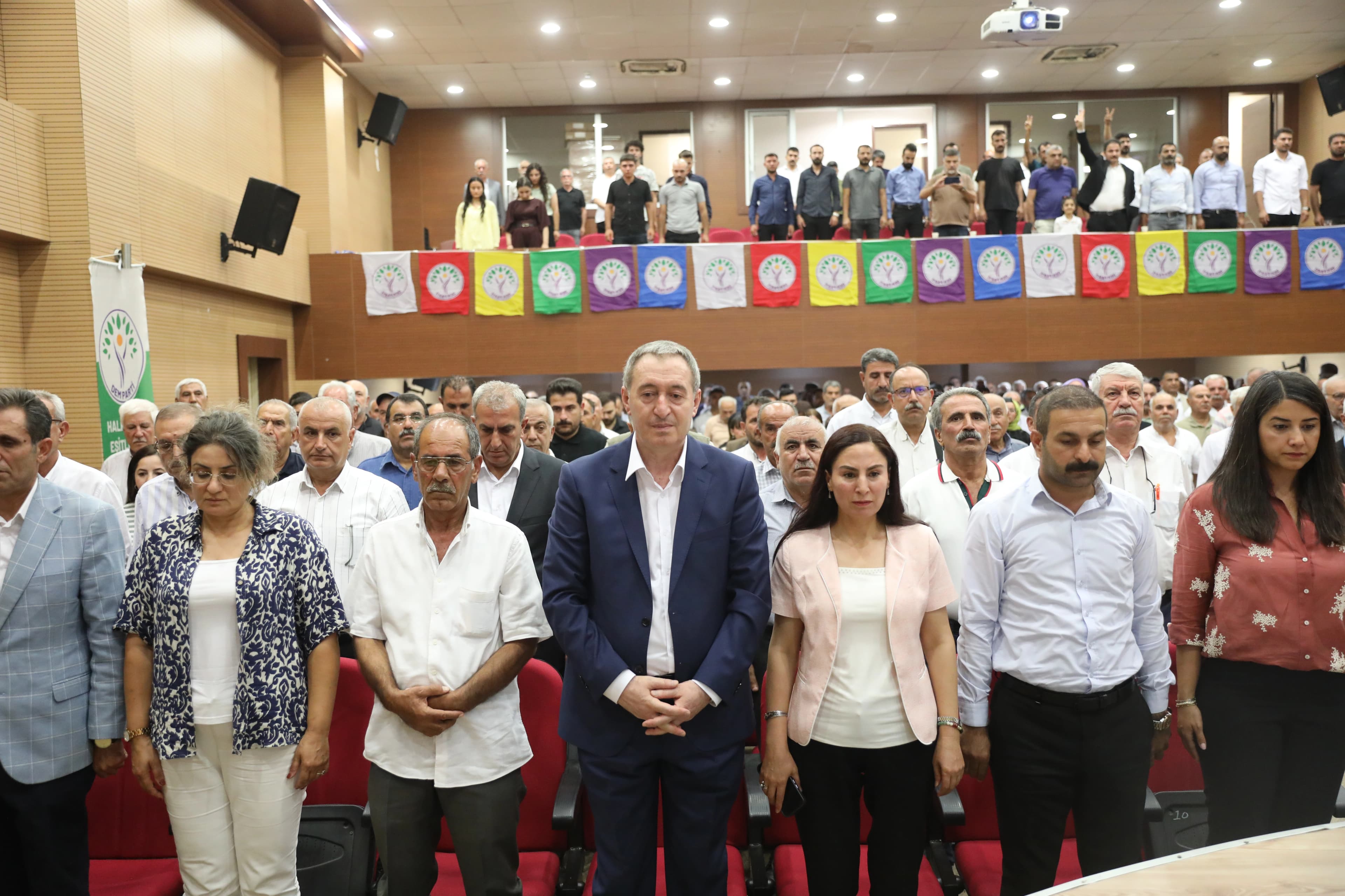 Tuncer Bakırhan’dan Mehdi Zana mesajı: Ağır bedeller ödemiş bir isimdi