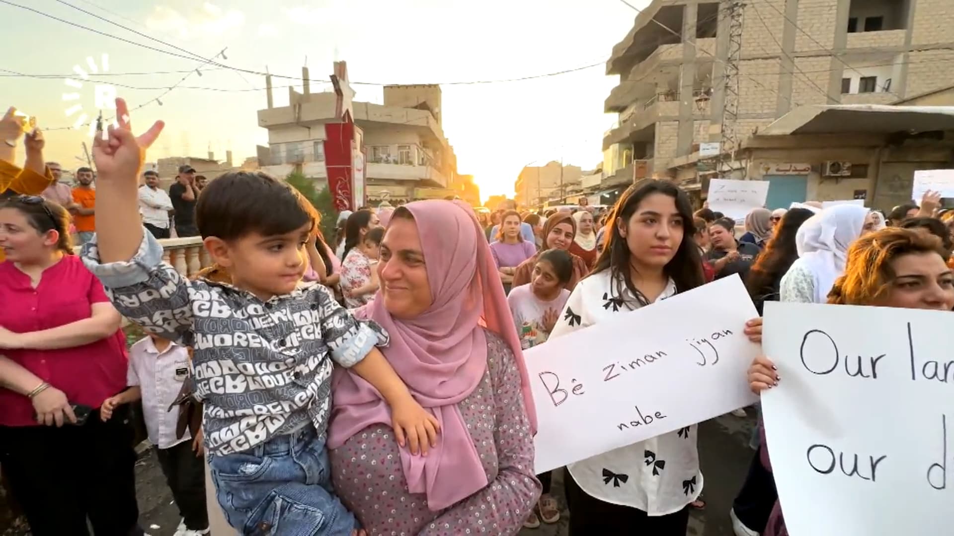 Kurds in Rojava rally against end of Kurdish-medium schooling