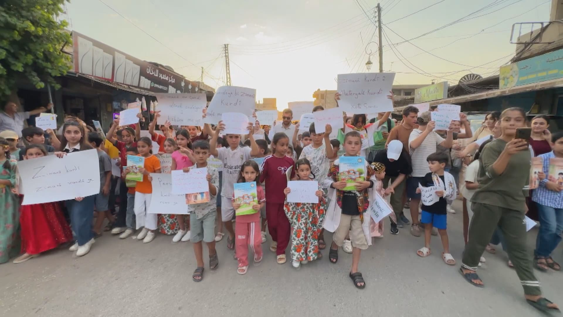 لە رۆژئاوای کوردستان دژی بەعەرەبکردنی پرۆگرامی خوێندن خۆپێشاندان کرا