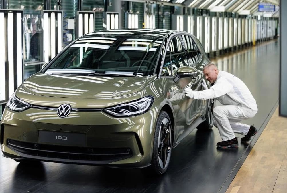PLAN ONAYLANDI- Volkswagen, 50 bin kişiyi daha işten çıkarıyor