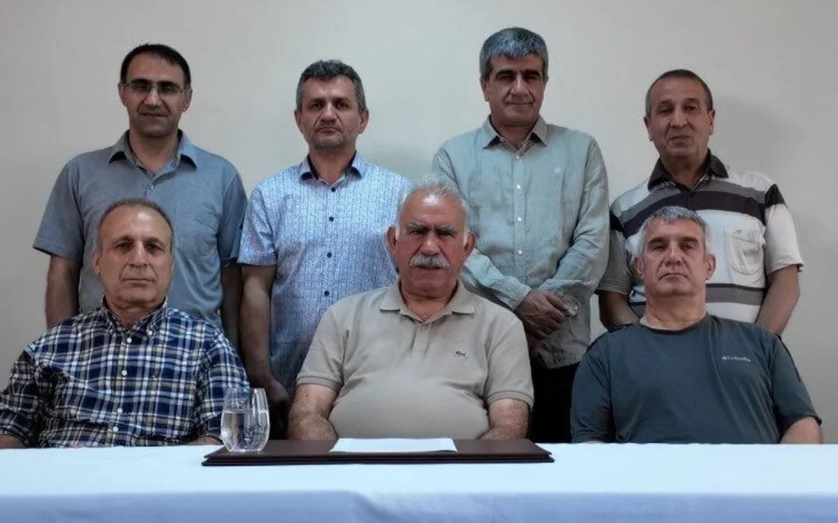 Öcalan: Geliştirdiğimiz sürece eleştiri ve itirazlar olabilir
