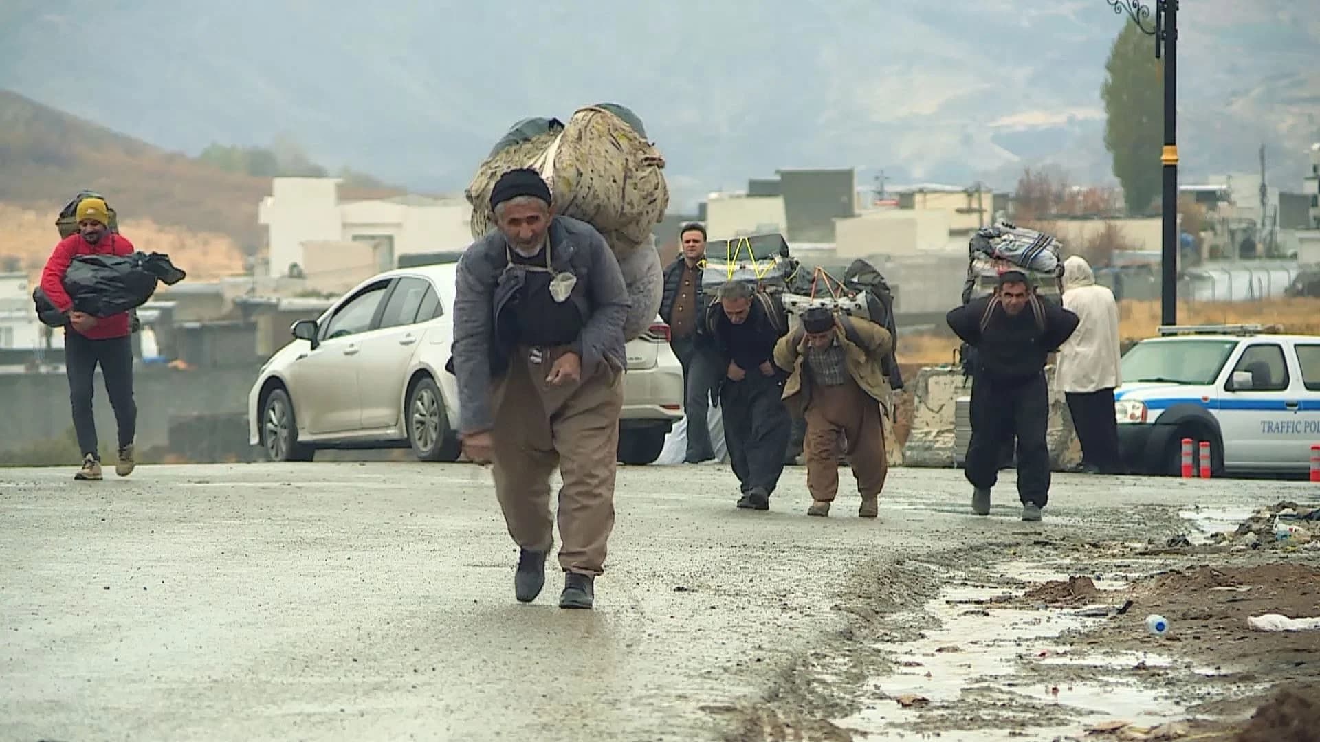 As Iran’s formal trade routes choke, Kurdish border trade surges