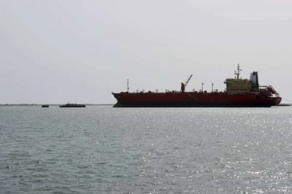 ئێران هۆشداریی دەداتە کەشتییەکان لە کوێت و بەحرێن: بە زوویی چۆڵیان بکەن