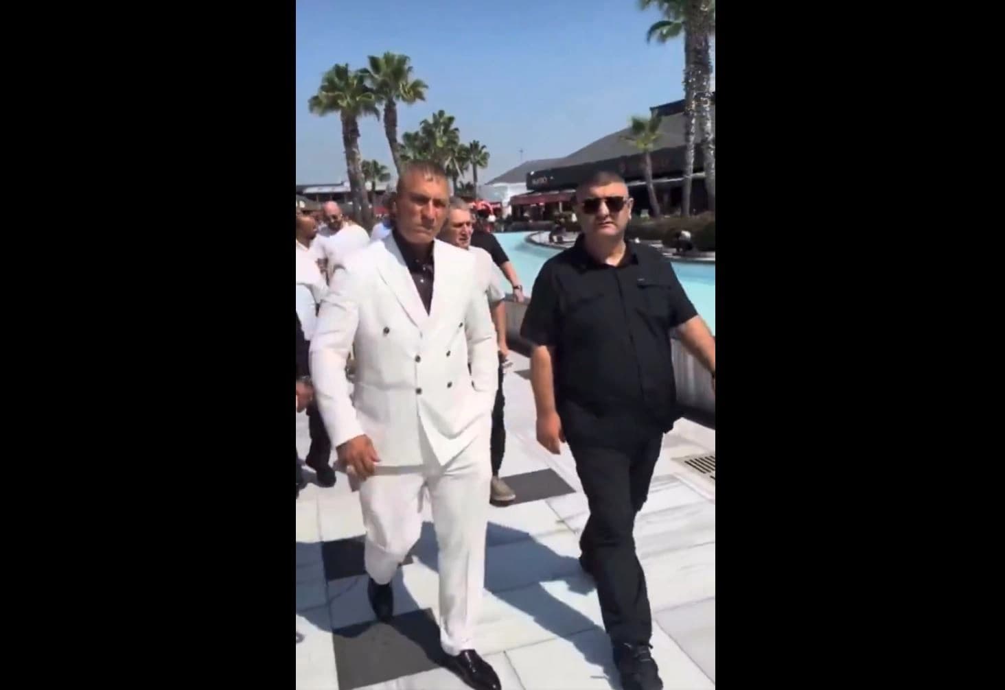 Vanlı bir ‘iş insanı’ daha gözaltına alındı