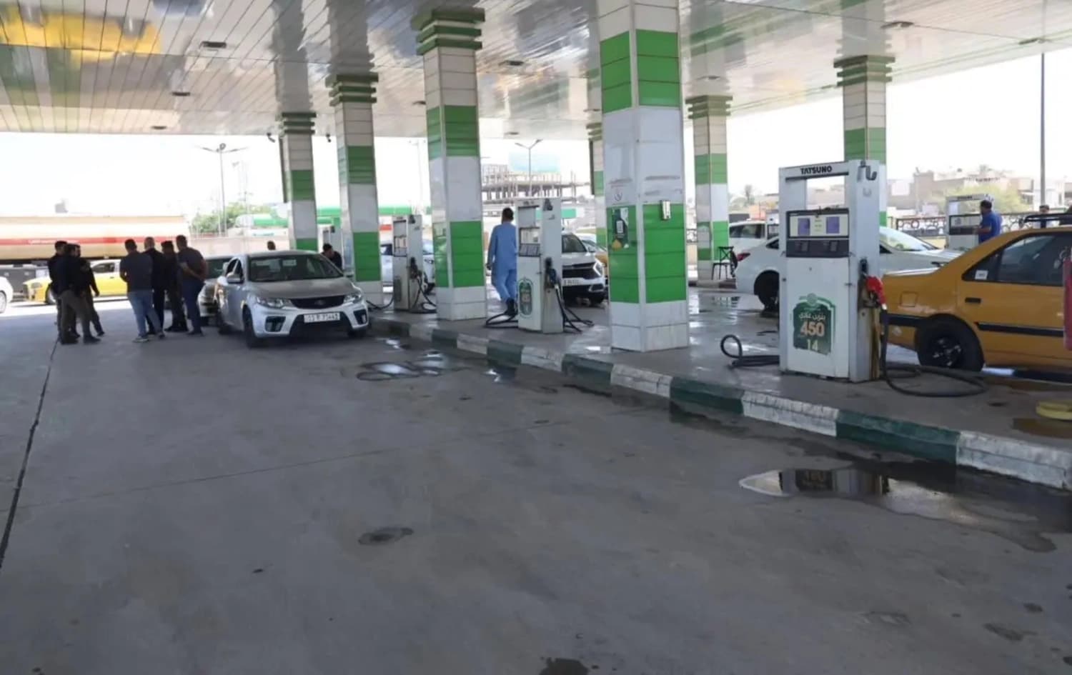 پەرلەمانی عێراق لەبارەی تەنگژەی بەنزین کۆدەبێتەوە و وەزیری نەوت بانگهێشت دەکات