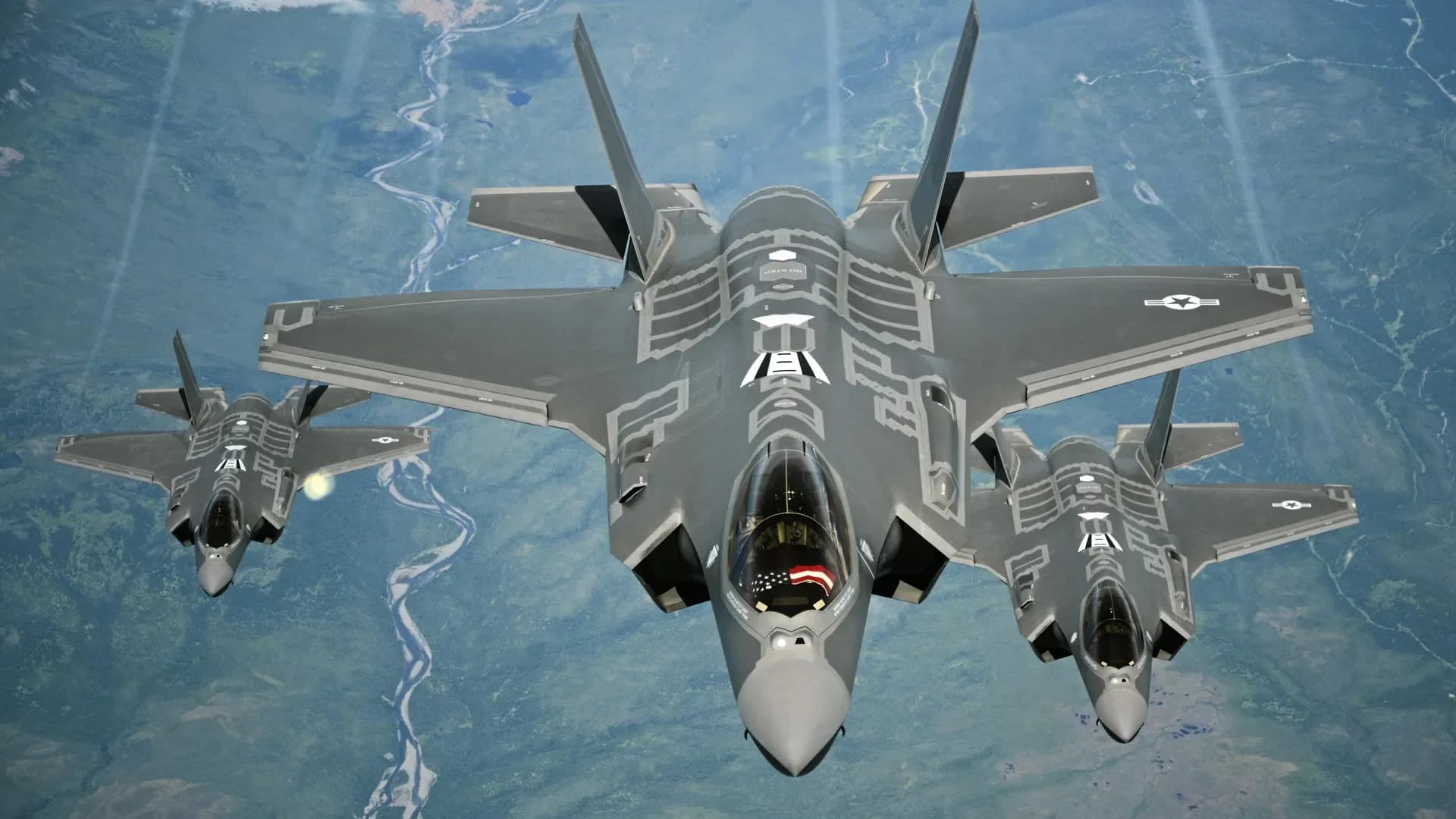ABD onayladı: Suudi Arabistan'a 48 adet F-35 savaş uçağı satılacak
