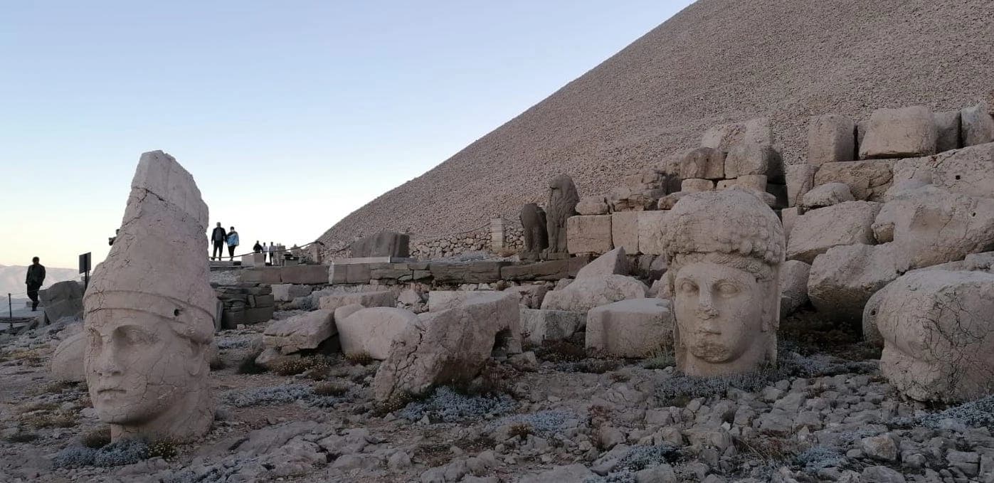 Adıyaman ve Kör Semsûr arasında