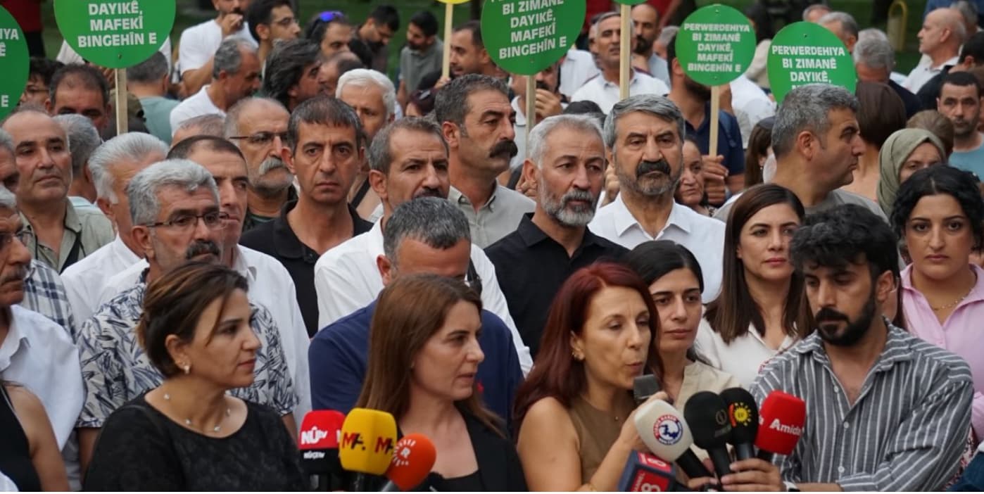 Diyarbakır’da anadilde eğitim talebi: 'Kürtçenin statüsü daha fazla ertelenemez'