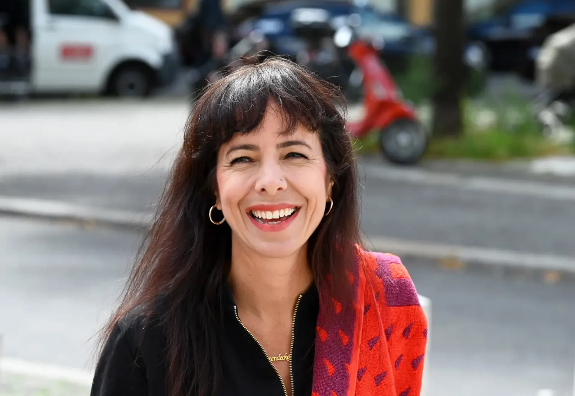 Berlin eyaleti başbakan adayı Elif Eralp’ten Türkiye kökenlilere ‘sandık’ çağrısı