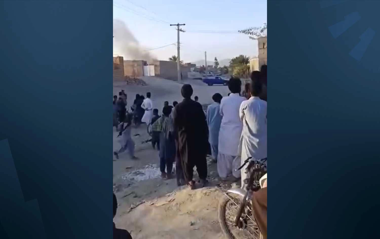 Clashes continue in Saravan as military drones fly over city