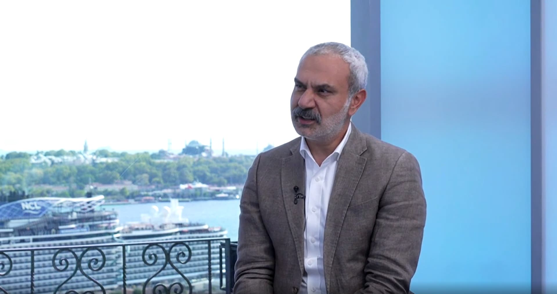 Gazeteci Alişer Delek: Diyarbakır’da çözüm sürecine destek var ama güven yok