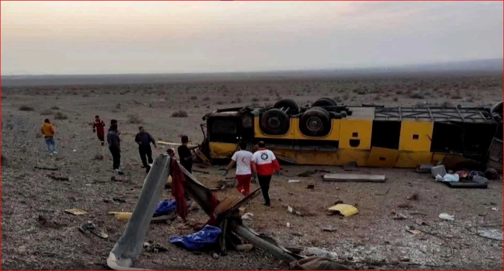 Li ser rêya Kirmaşan-Tehranê otobusek qulibî: 11 mirî û 24 birîndar