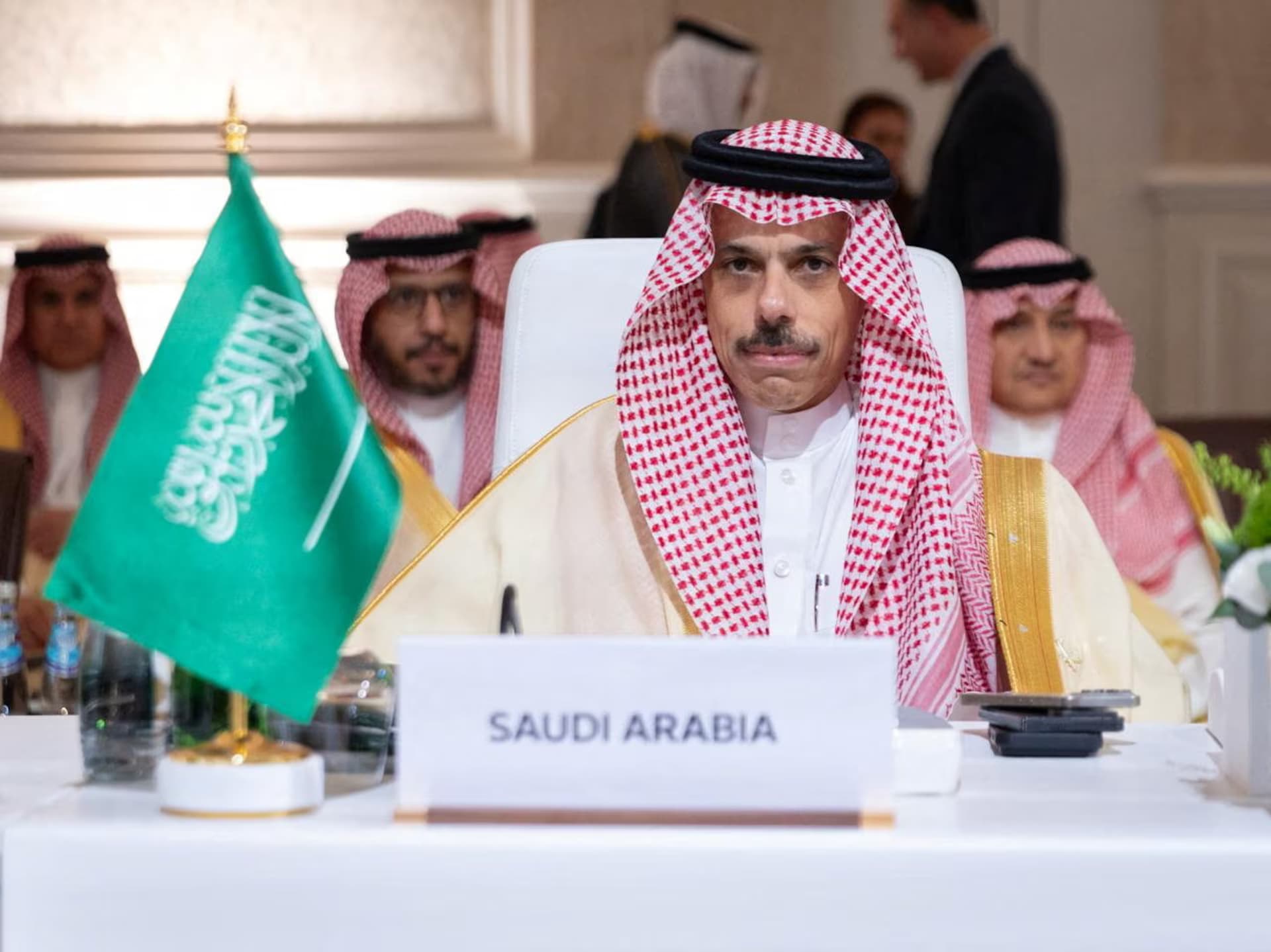سعودیە: نابێ خاکی عێراق ببێتە سەرچاوەی دەستدرێژیکردنە سەر وڵاتانی دراوسێ