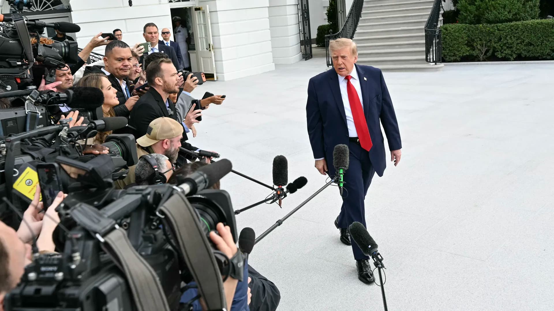 Trump expects Iran talks this week after rejecting Hormuz proposal