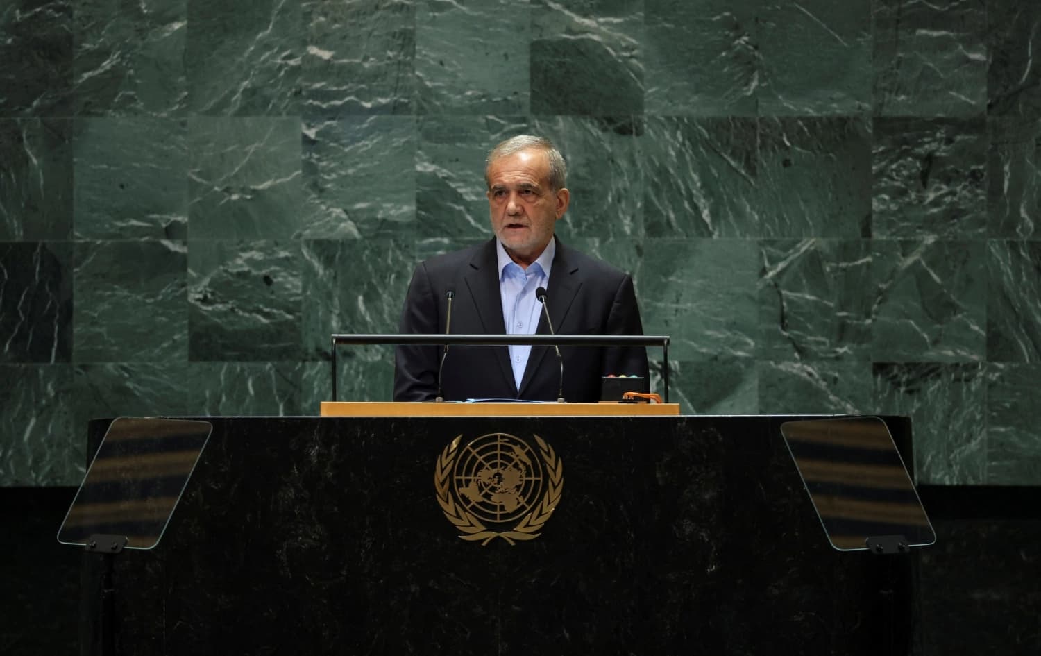 سەرۆککۆماری ئێران: دانوستاندن لەگەڵ ئەمریکا بێواتایە و ئامانجیان رووخاندنی سیستمەکەمانە