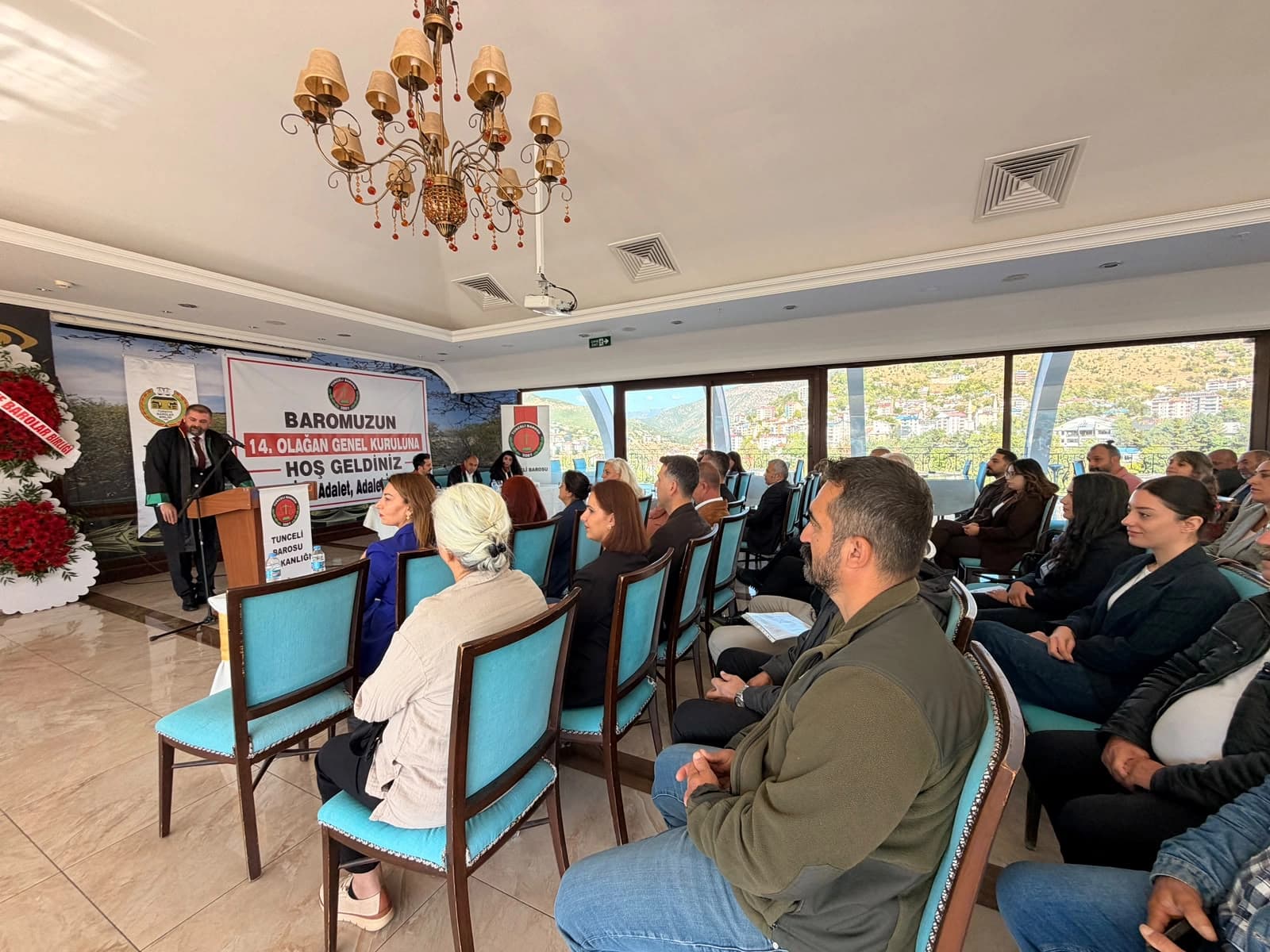 Dersim Barosu'nda başkanlık seçimini Dilan Torun bir oy farkla kazandı