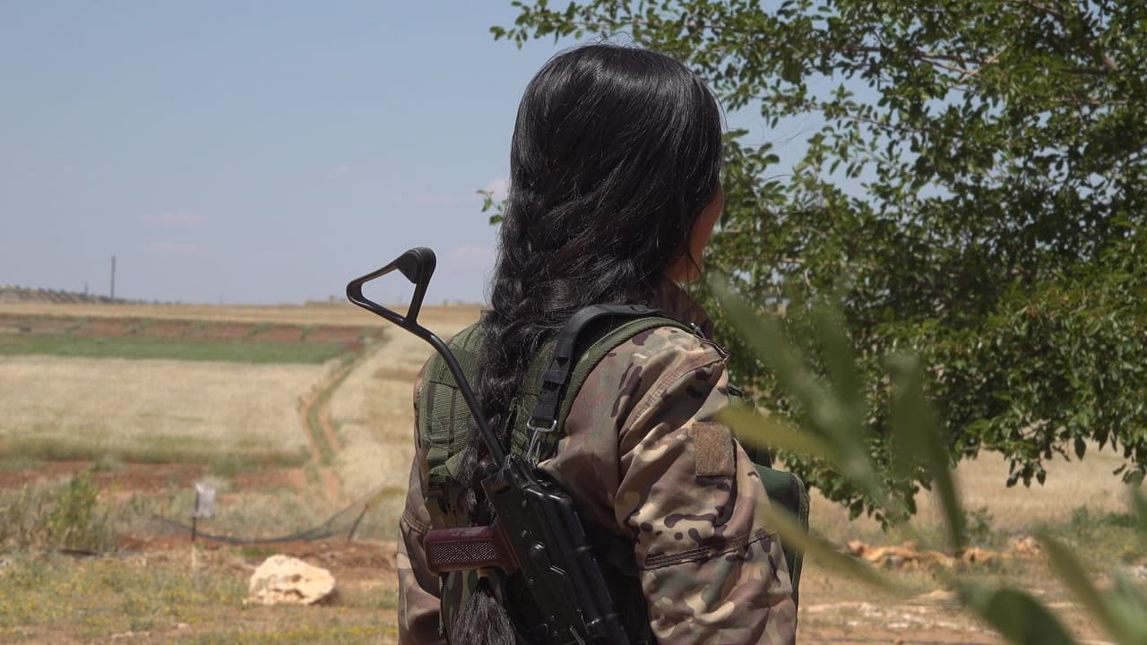 YPJ condemns removal of braid billboard during pro-government protest in Hasaka