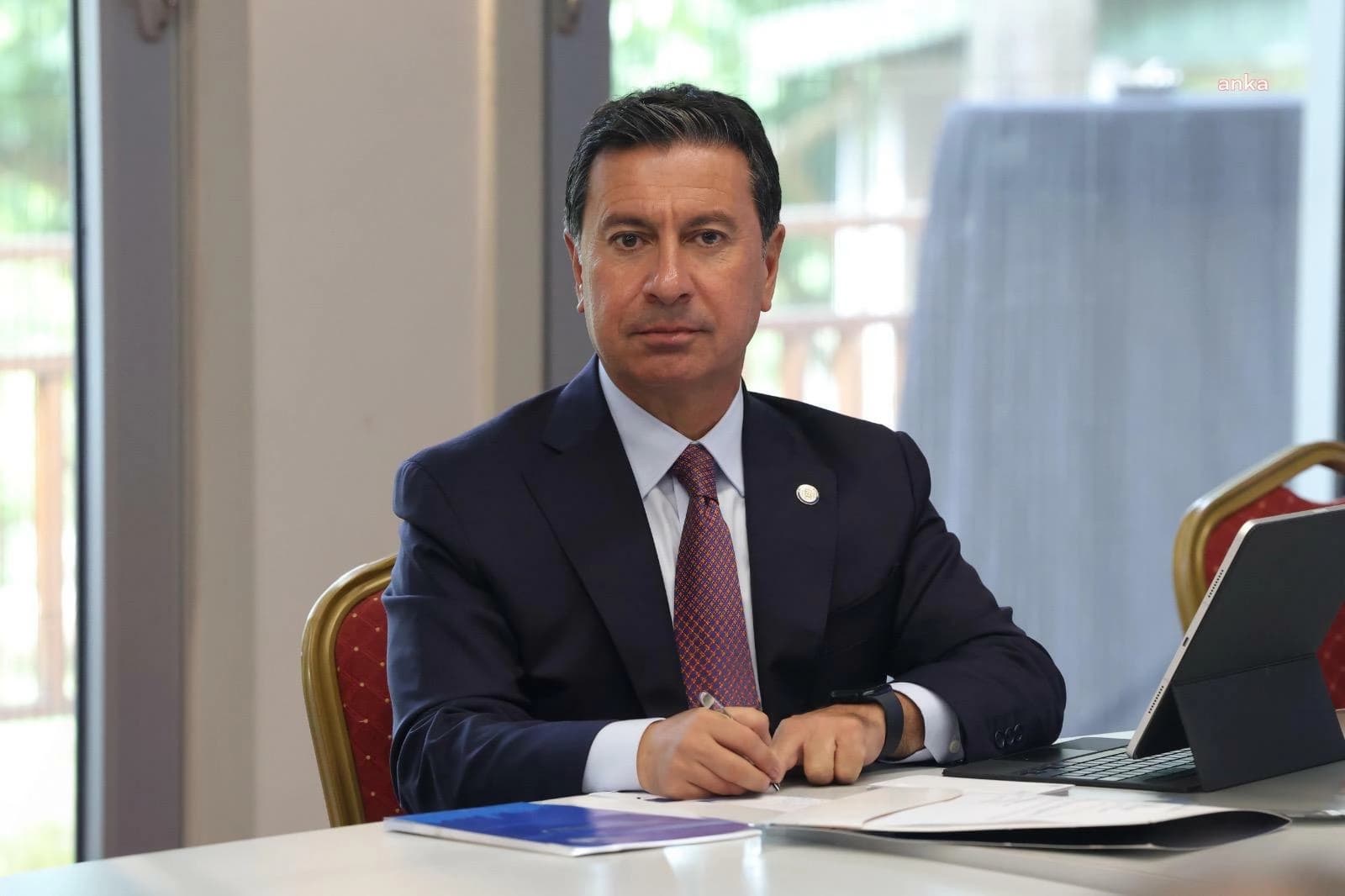 Muğla Büyükşehir Belediye Başkanı Ahmet Aras CHP’den istifa etti