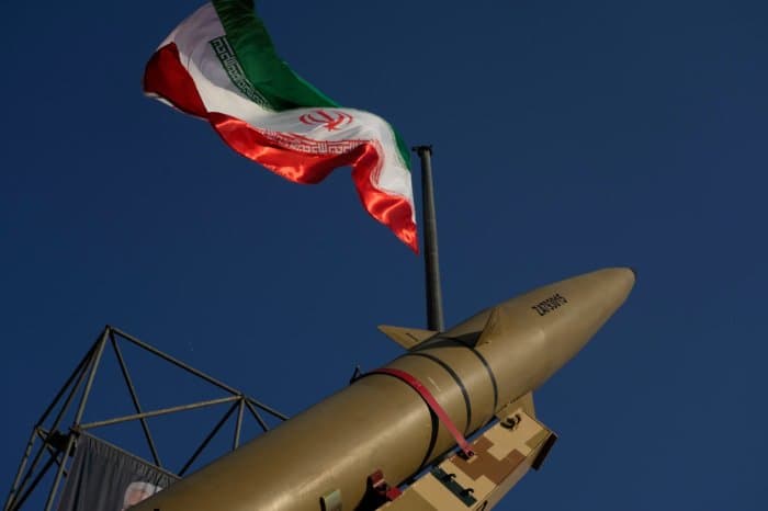 موحسین رەزایی: رێگە نادەین یەک گەردیش لە مادە ئەتۆمییە پیتێنراوەکەمان بنێردرێتە دەرەوە