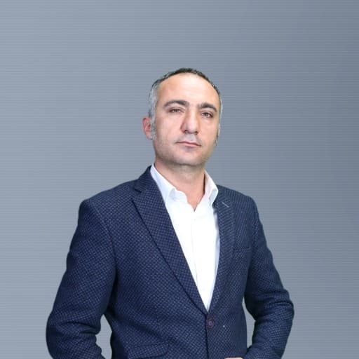 Rawîn Stêrk