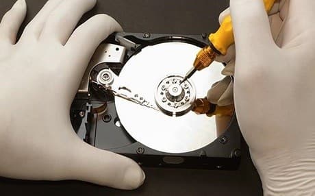 ڤایرۆسێکی ئەمریکی جیهان کۆنترۆڵ دەکات