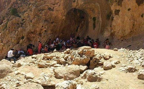 Yazidis on Mount Shingal 