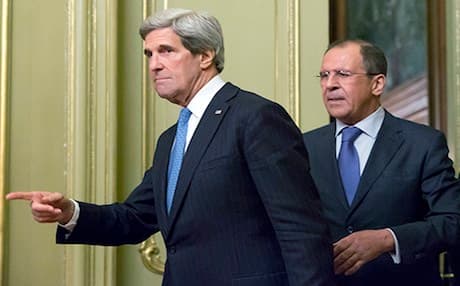 US Secretary of State John Kerry (L) with his Russian counterpart Sergey Lavrov. Photo: AP