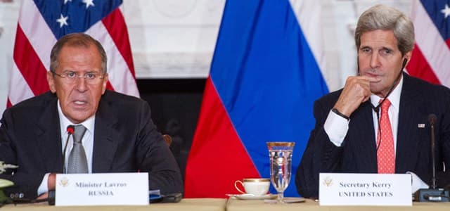 Russian Foreign Minister Sergei Lavrov and US Secretary of State John Kerry. AFP photo. 