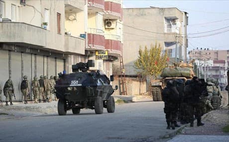 Turkish troops deployed against the PKK. Photo by Anadolu agency. 