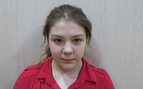 "Ms. Marlin Stivani Nivarlain, is 16 years old from Borås." photo: KRSC
