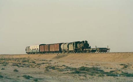 Meter gauge train Jalawla - Kirkuk, ten wheeler class HGS, Iraq 1983. Photo (Waldemar Gruebl) 