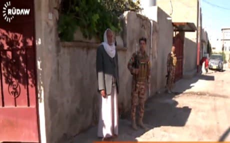 A screen grab of Kurdish Asayish securing Shiite Turkmen homes in Khurmatu. Rudaw file footage.