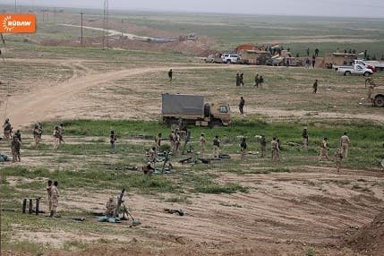 Iraqi forces on Makhmour frontline. Photo: Rudaw