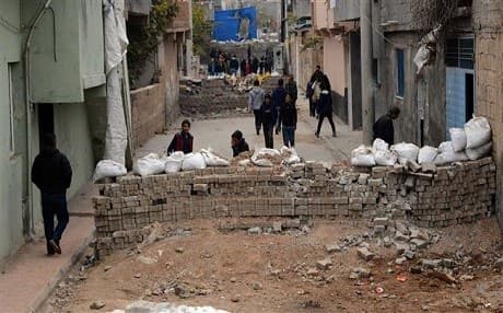 Turkish security forces and the Kurdish YPS have been battling for control of the city of Nusaybin. Photo: AFP