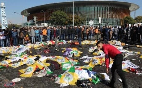 A suspect in the October 10, 2015 bombing in Ankara that killed 103 was arrested with Ahmet Güneş but had charges dropped on the basis of insufficient evidence. Photo: Adem Altan/AFP