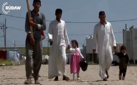 Arab refugees at Lailan refugee camp in Kirkuk. 