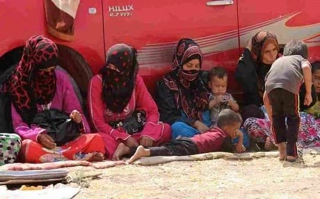 Iraqi families displaced from the areas of Hawija and Hamrin sheltered in Kirkuk governorate. Photo: AFP