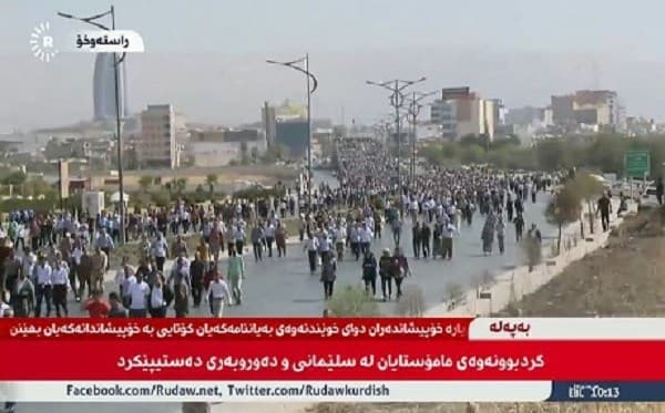 Teachers and civil servants in the Kurdistan Region are demanding delayed wages. Photo: Rudaw video