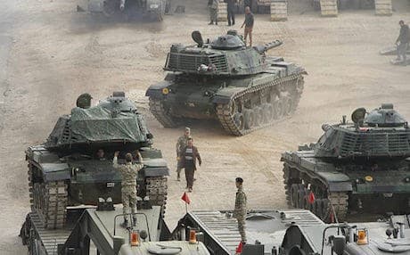File photo of Turkish troops at the Bashik camp last year. Photo: AA.