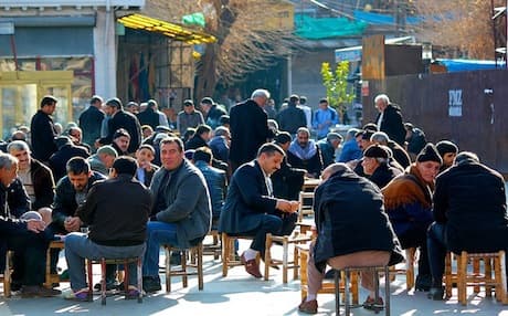 A tea shop in Diyarbakir. Photo by Adam Reader.