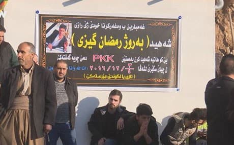 کەسوکارەکەی داوای مافی کوڕەکەیان دەکەن