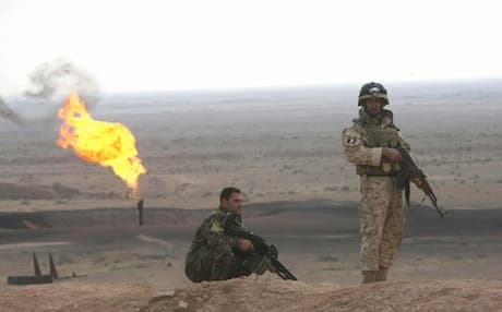 Iraqi commandos survey Fauqa Oilfield in Maysan province. Photo: AFP