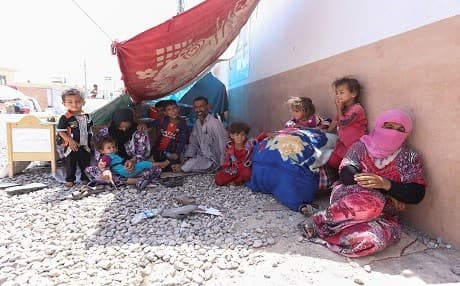 Displaced family from Mosul take refuge in Kurdistan's Debaga camp. Photo: Farzin Hassan/Rudaw