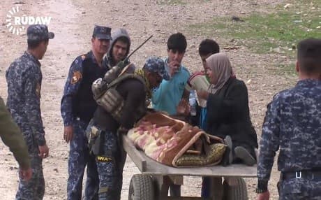 VIDEO: Mosul people have become displaced as the result of the ongoing war in the city on Wednesday. 