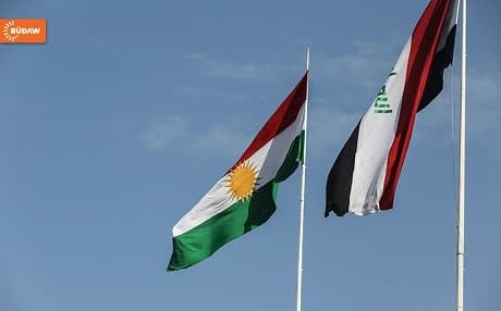 Kurdish and Iraqi flags flying in Kirkuk. Photo: Sartip Othman/Rudaw