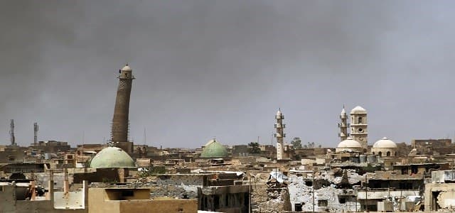 This photo dated May 24, 2017 shows the leaning Al-Hadba Minaret and Al-Nuri Mosque in western Mosul. Photo: AFP